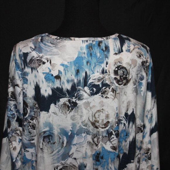 Catherines Floral Tunic Style Womens Top - Picture 5 of 11